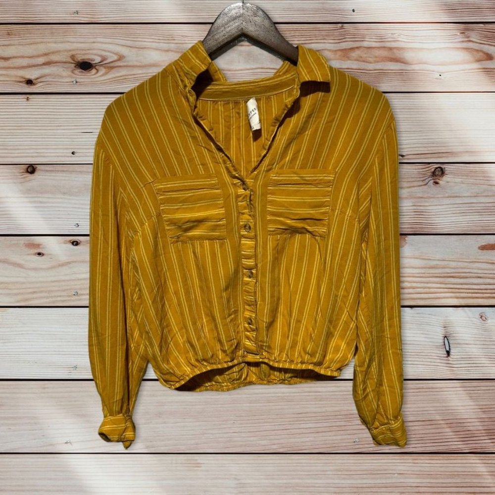 Harper Yellow Striped Blouse Size Medium